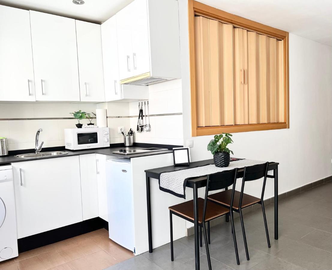 Apartamentos Varela 14 Malaga Bagian luar foto