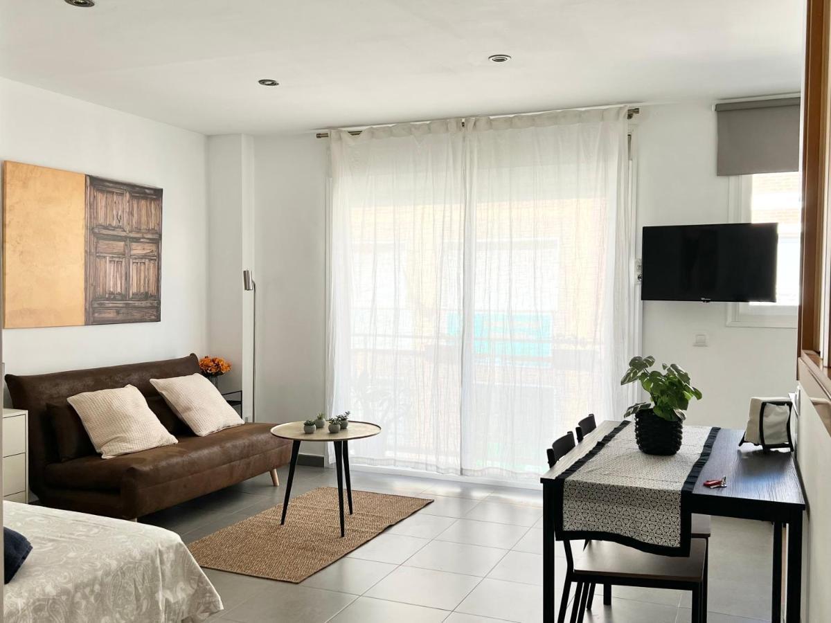 Apartamentos Varela 14 Malaga Bagian luar foto